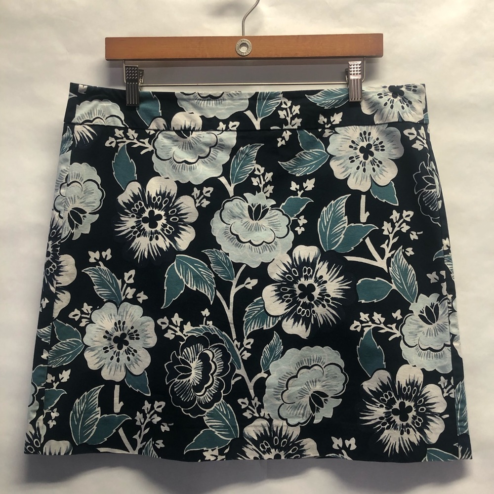 Loft Outlet summer skirt size 12